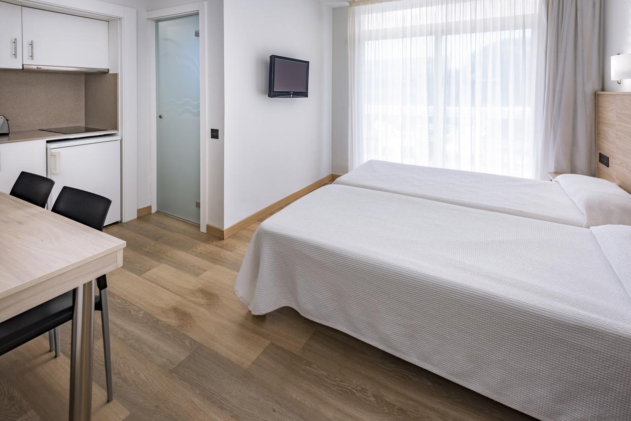 Aparthotel Marinada Salou Exterior foto